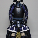 【O-066】Dark blue thread laced riveted head-shaped two-piece cuirass armor with matte lacquer finish：紺糸威鋲綴頭形二枚胴具足（艶消塗）