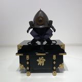 【O-069-K】Black thread laced chest-guard ridge two-piece cuirass armor (helmet only)：黒糸威胸取鎬二枚胴具足（兜のみ）