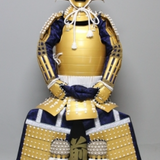 【O-073】White thread laced gold lacquered barrel shoulder guards two-piece cuirass armor：白糸威金塗桶側二枚胴具足