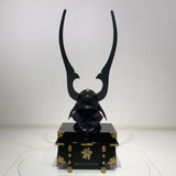 【O-029-K】Deep navy blue thread laced gold karakusa two-piece cuirass armor (helmet only)：濃紺糸威金唐二枚胴具足（兜のみ）