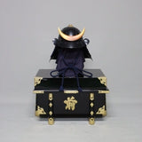 【O-065-K】Deep navy blue thread laced black barrel shoulder guards two-piece cuirass armor with hand-painted traditional lacquer finish (helmet only)：濃紺糸威黒桶側二枚胴具足（手時代塗）（兜のみ）