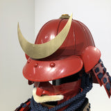 【O-062】Two-Piece Armor with Red Barrel Shoulder Guards, Deep Navy Blue Lacing, and Hand-Painted Lacquer Finish：濃紺糸威赤桶側二枚胴具足（手時代塗）