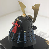 【O-058-K】Dark blue thread laced black barrel shoulder guards two-piece cuirass armor with a helmet featuring a kuwagata (horn-shaped crest) (helmet only)：紺糸威黒桶側二枚胴具足（鍬形）（兜のみ）