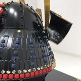 【O-047-K】Deep navy blue thread laced Iyo-style plain lacing two-piece cuirass armor (helmet only)：濃紺糸威伊予素懸二枚胴具足（兜のみ）