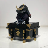 【O-055-K】Navy and Red Thread Laced Munetori Black Barrel-shaped Two-piece Dou Armor (Juunikoma) (Helmet Only)：紺赤糸威胸取黒桶側二枚胴具足（十二間）（兜のみ）