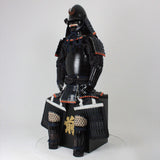 【O-052】Dark blue thread laced black matte riveted two-piece cuirass armor with acorn-shaped helmet：紺糸威黒艶消鋲綴二枚胴具足（椎形兜）