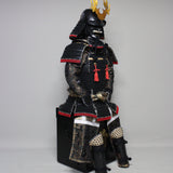 【O-016】Black Thread Laced Contemporary Small Plate Two-Piece Cuirass Armor：黒糸威当世小札二枚胴具足