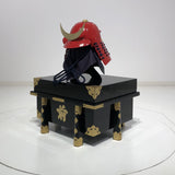 【O-061-K】Deep navy blue thread laced red barrel shoulder guards two-piece cuirass armor (helmet only)：濃紺糸威赤桶側二枚胴具足（兜のみ）