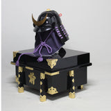 【O-056-K】Purple thread laced black chest guard two-piece cuirass armor (helmet only)：紫糸威黒胸取二枚胴具足（兜のみ）
