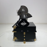 【O-069-K】Black thread laced chest-guard ridge two-piece cuirass armor (helmet only)：黒糸威胸取鎬二枚胴具足（兜のみ）