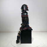 【O-055】Navy and red thread laced chest-fastened black barrel shoulder guards two-piece cuirass armor with twelve-plated helmet (hand-painted traditional lacquer finish)：紺赤糸威胸取黒桶側二枚胴具足・十二間兜（手時代塗）
