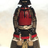 【O-067】Black thread laced Yamatomune shoulder plates two-piece cuirass armor：黒糸威山道頭札二枚胴具足