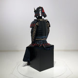 【O-055】Navy and red thread laced chest-fastened black barrel shoulder guards two-piece cuirass armor with twelve-plated helmet (hand-painted traditional lacquer finish)：紺赤糸威胸取黒桶側二枚胴具足・十二間兜（手時代塗）