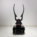 【O-029-K】Deep navy blue thread laced gold karakusa two-piece cuirass armor (helmet only)：濃紺糸威金唐二枚胴具足（兜のみ）