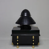 【O-042-K】Black thread laced waist-guard two-piece cuirass armor (helmet only)：黒糸威腰取二枚胴具足(兜のみ)