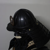 【O-042】Black Thread Laced Rusted Iron Two-Piece Cuirass Armor：黒糸威腰取二枚胴具足