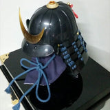 【O-064-K】Dark blue thread laced black barrel shoulder guards two-piece cuirass armor with traditional period lacquer finish (helmet only)：紺糸威黒桶側二枚胴具足（時代塗）（兜のみ）