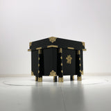 [A-004] Armor Box (child, six legs)
