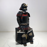 【O-055】Navy and red thread laced chest-fastened black barrel shoulder guards two-piece cuirass armor with twelve-plated helmet (hand-painted traditional lacquer finish)：紺赤糸威胸取黒桶側二枚胴具足・十二間兜（手時代塗）
