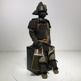 【O-069】Black thread laced chest-fastened ridge two-piece cuirass armor：黒糸威胸取鎬二枚胴具足