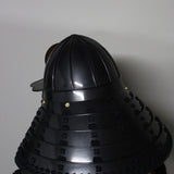 【O-042】Black Thread Laced Rusted Iron Two-Piece Cuirass Armor：黒糸威腰取二枚胴具足