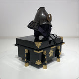 【O-069-K】Black thread laced chest-guard ridge two-piece cuirass armor (helmet only)：黒糸威胸取鎬二枚胴具足（兜のみ）