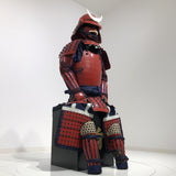 【O-062】Two-Piece Armor with Red Barrel Shoulder Guards, Deep Navy Blue Lacing, and Hand-Painted Lacquer Finish：濃紺糸威赤桶側二枚胴具足（手時代塗）