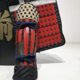 【O-079】Deep navy blue thread laced red matte riveted two-piece cuirass armor with peach-shaped helmet：濃紺糸威赤艶消鋲綴二枚胴具足（桃形兜)
