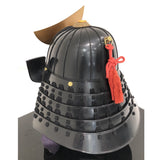 【O-036-K】Black thread laced vertical joined two-piece cuirass armor (helmet only)：黒糸威縦矧二枚胴具足（兜のみ）