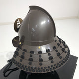 【O-069-K】Black thread laced chest-guard ridge two-piece cuirass armor (helmet only)：黒糸威胸取鎬二枚胴具足（兜のみ）